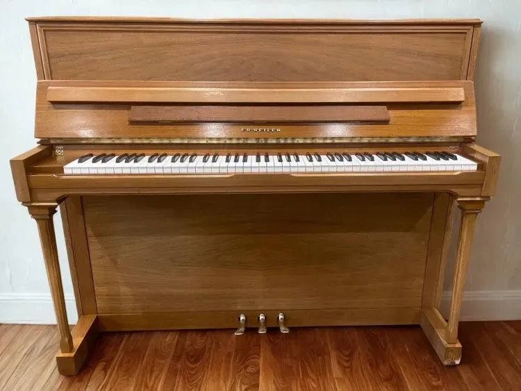 ED SEILER 118 Noyer Piano droit occasion allemand